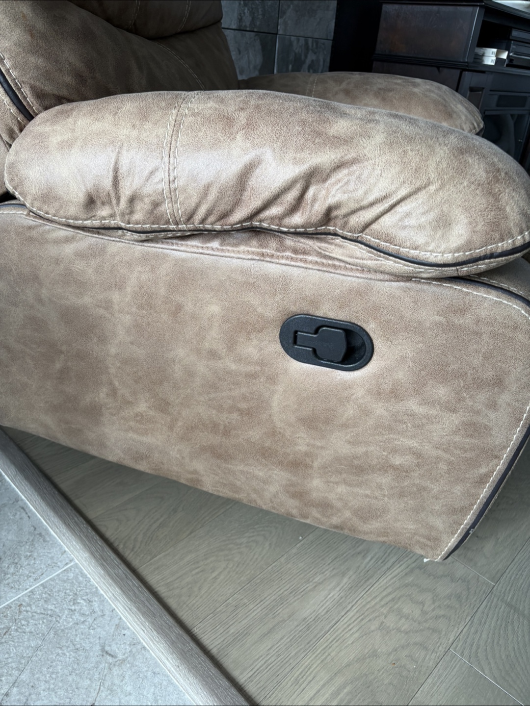 Recliner Chair - photo 3