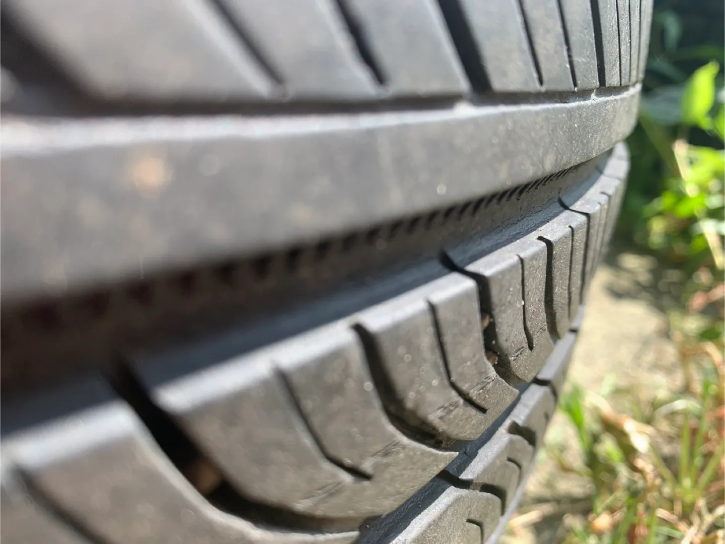 195/65/15 continental contiprocontact all season tires 4 tires image indicator(2)