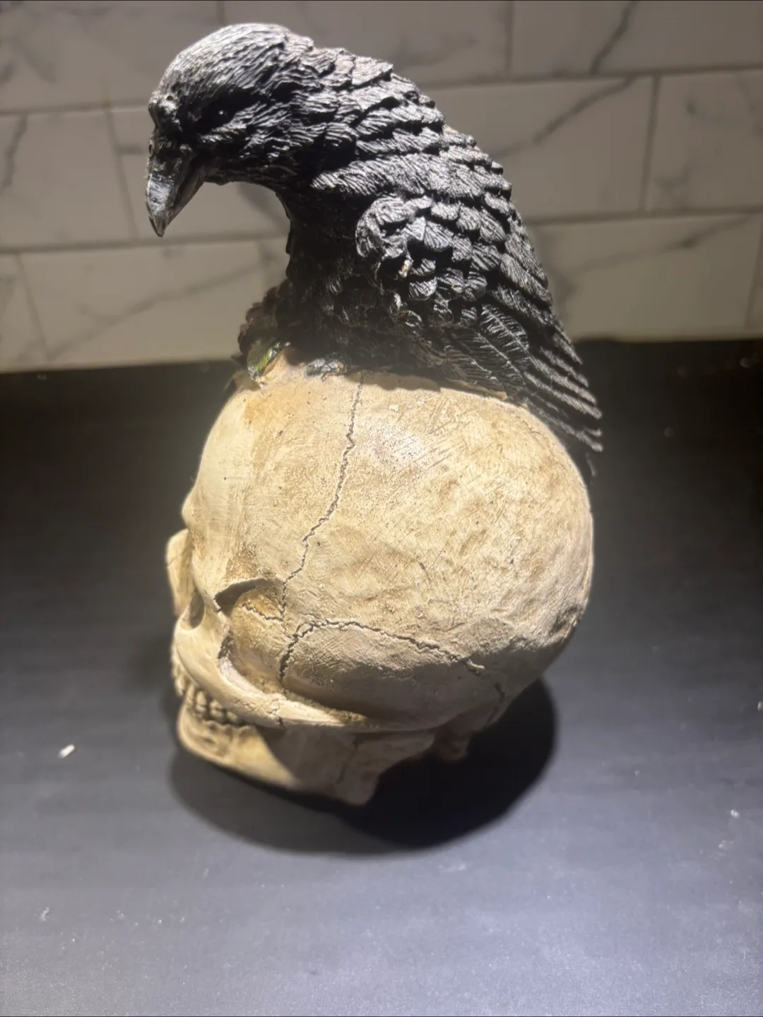 Skull with Raven Statue Decor image indicator(2)