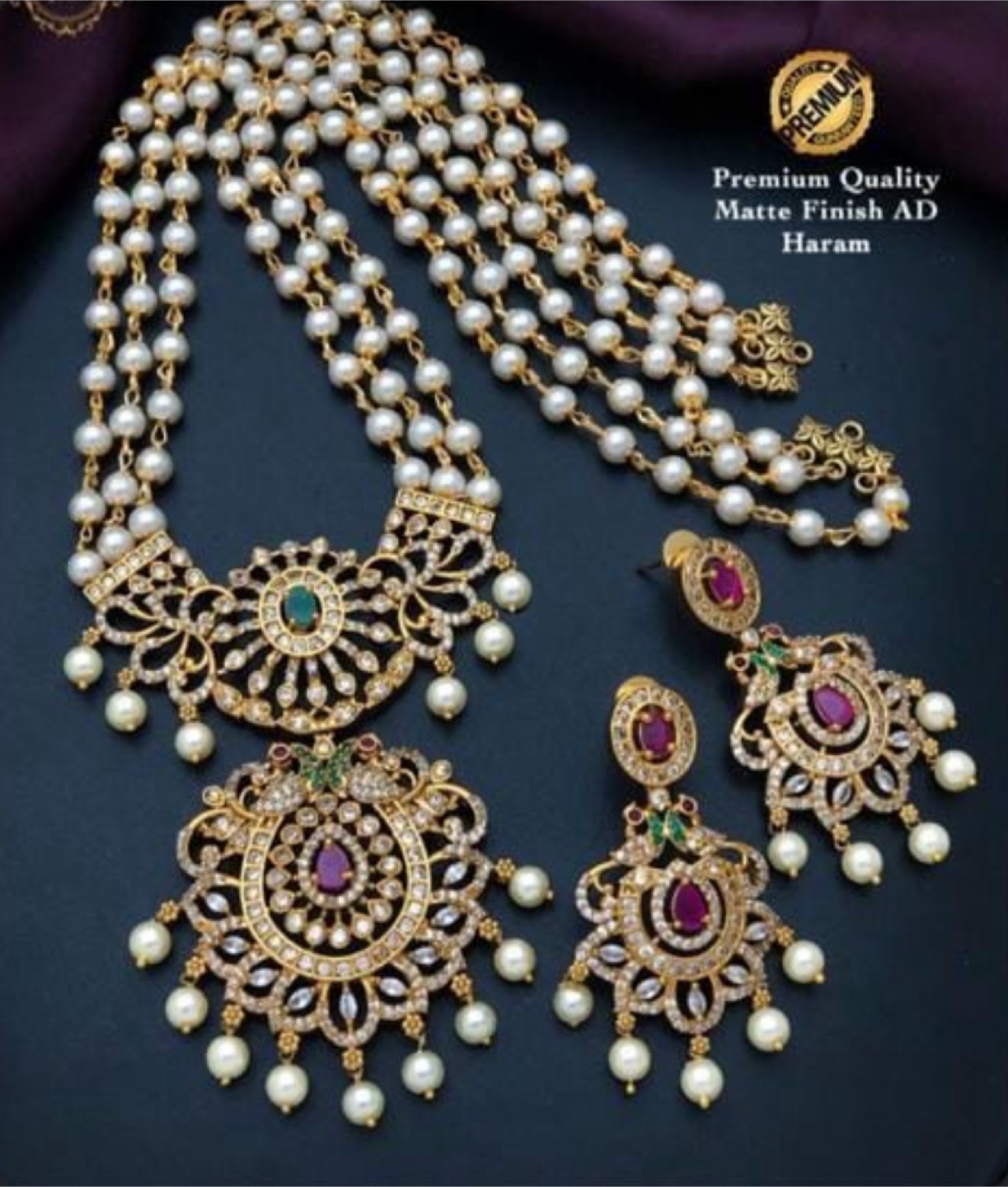 Pearl Necklace & Earring Set