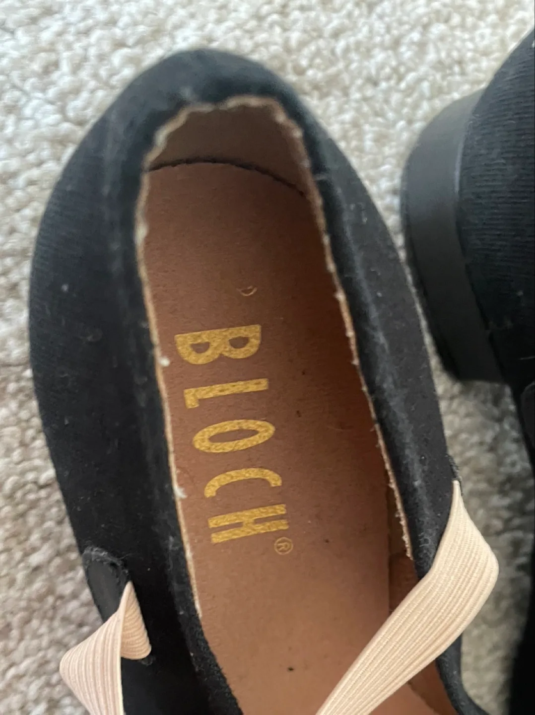 Bloch Black Character Shoes Size 7L image indicator(2)