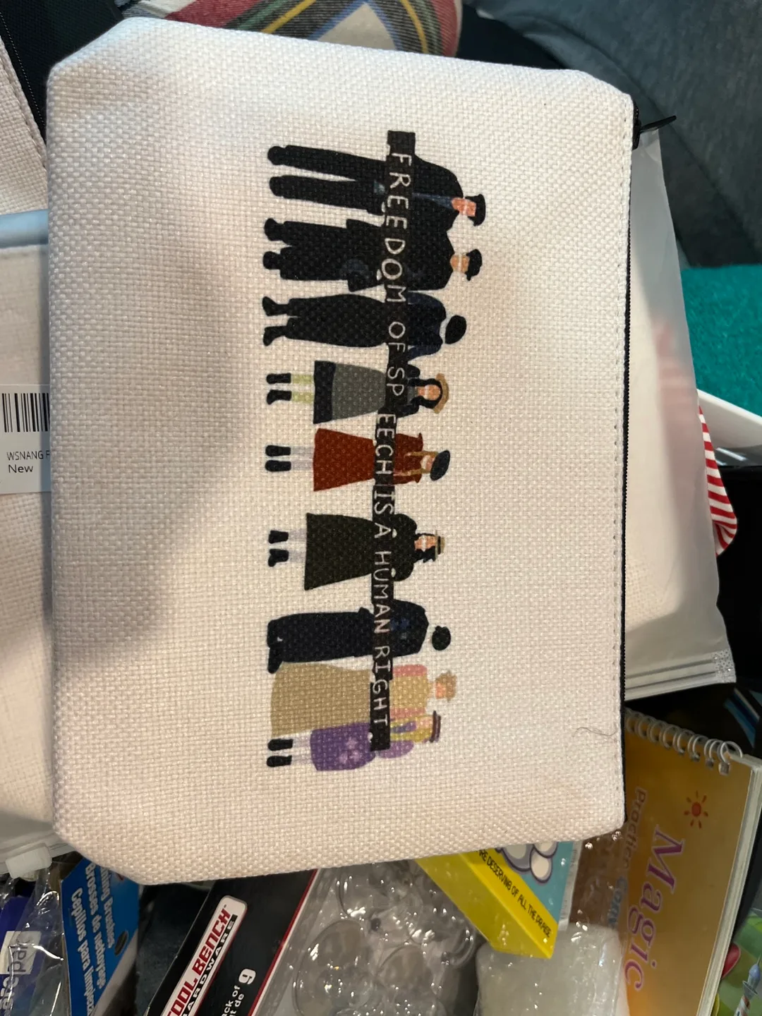 White Canvas Zipper Pouch’s thumbnail