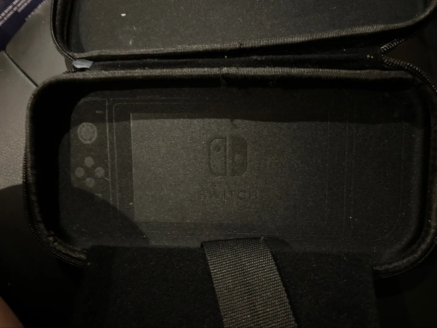 Nintendo Switch Games + Mario Case image indicator(5)