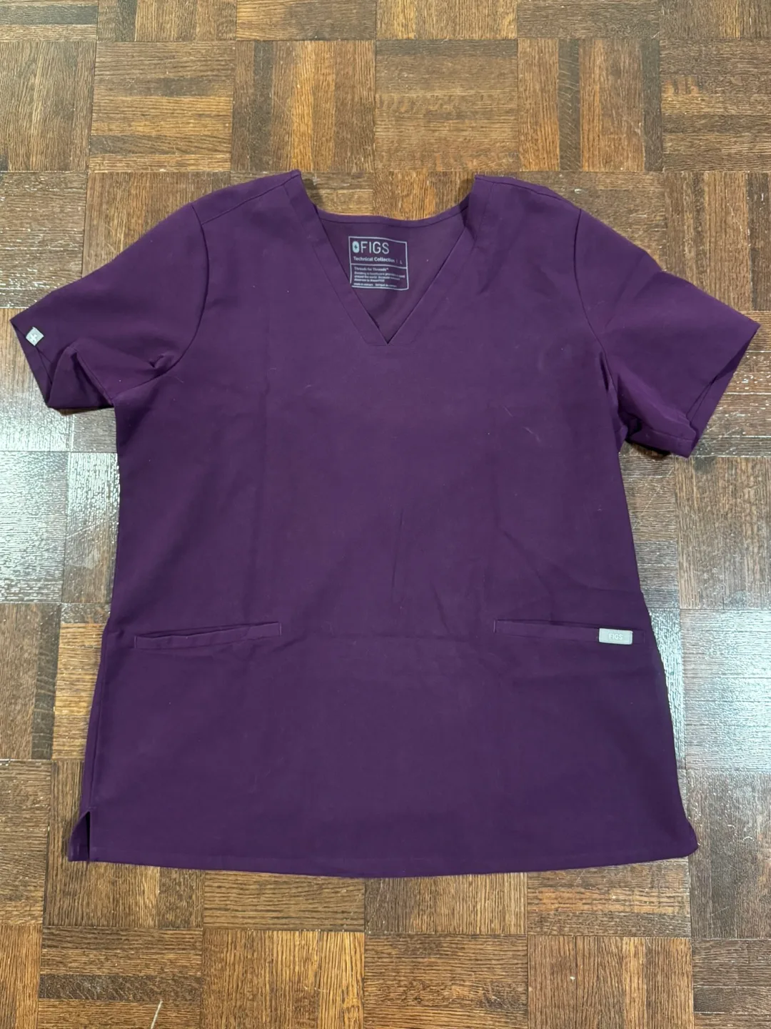 FIGS Deep Purple Scrub Set - Casma L and Kade L/T thumbnail