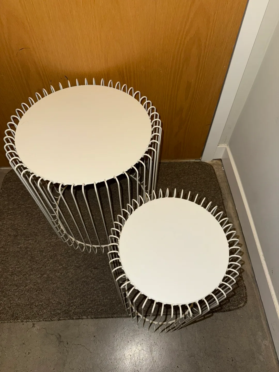 VERIA - Set of 2 iron nesting tables - 45 cm and 41 cm WHITE thumbnail