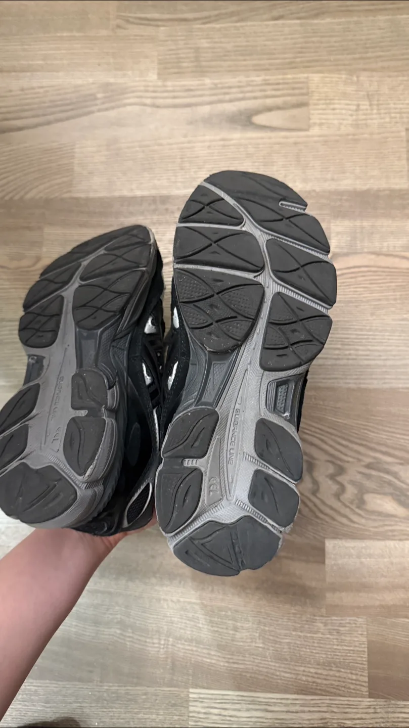 Asics Gel-1130 Black/Silver Sneakers image indicator(5)