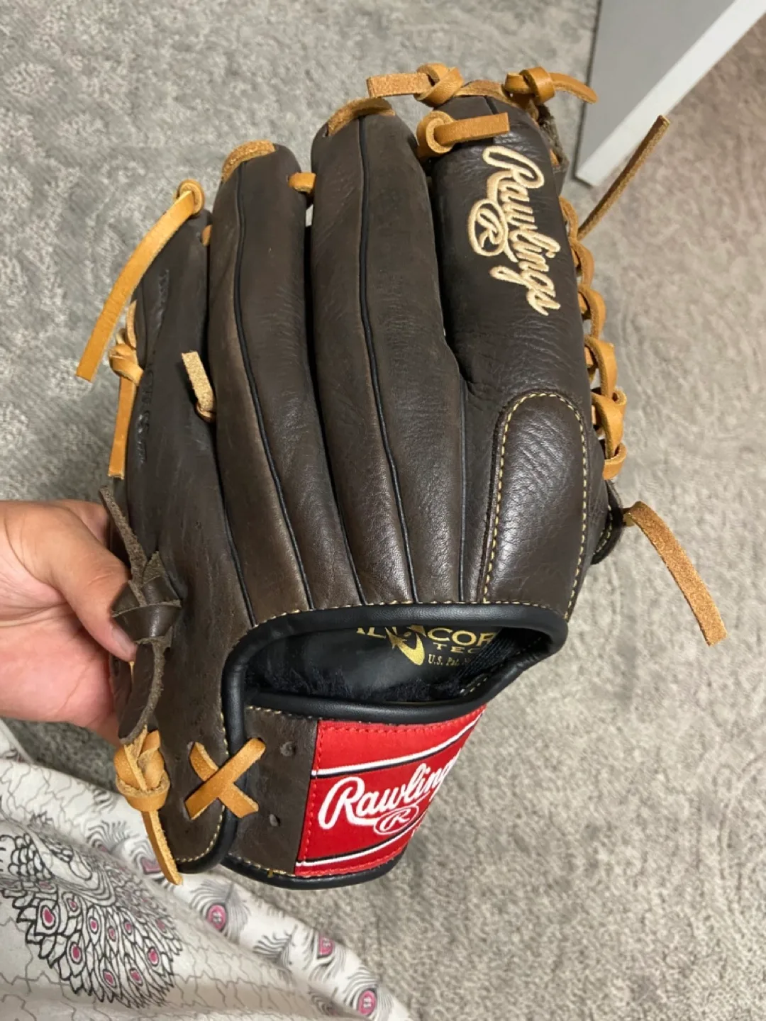 Rawlings RCS175M Baseball Glove 11 3/4 Inch thumbnail