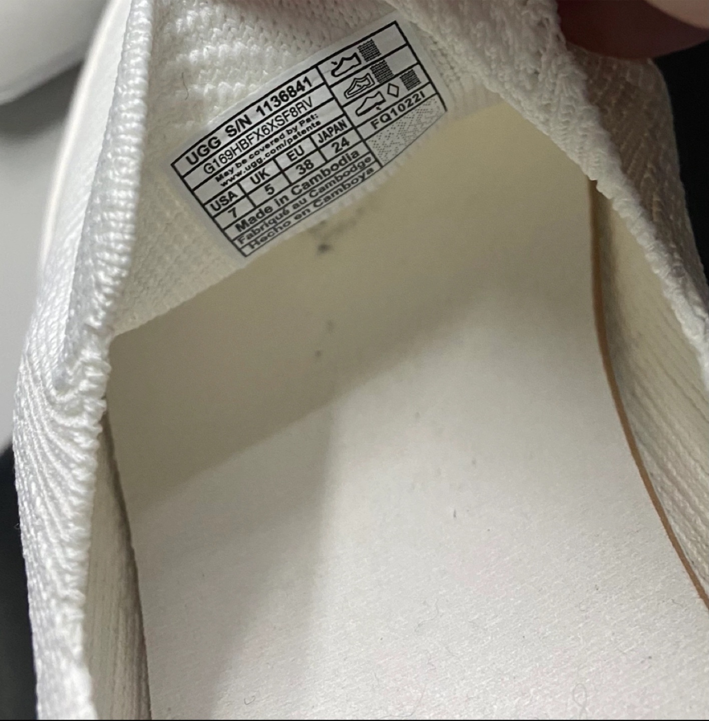 Women’s UGG Alameda Slip-On Sneakers - Size 7 - photo 5