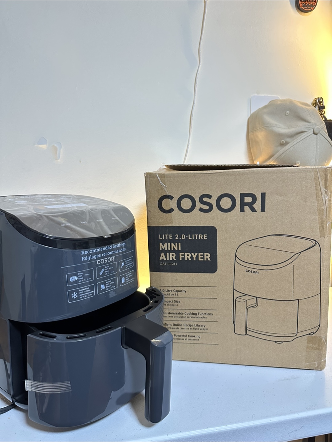 Cosori Lite 2.0-Litre Mini Air Fryer - Like New!