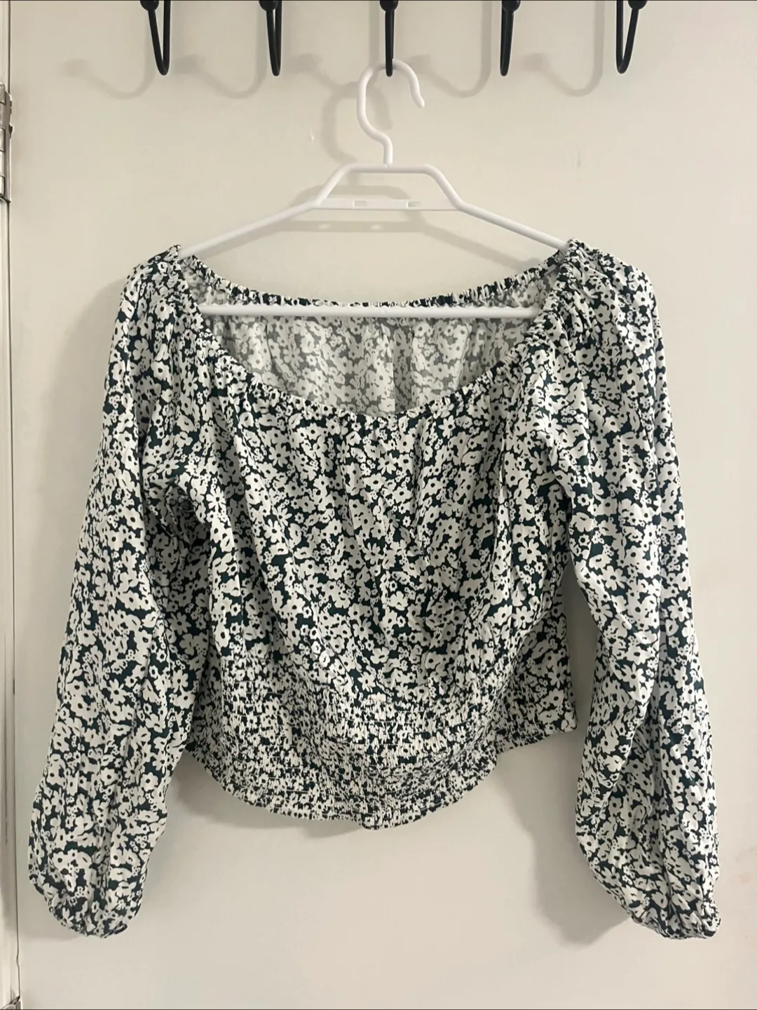 Zudio Floral Print Top - Size L thumbnail