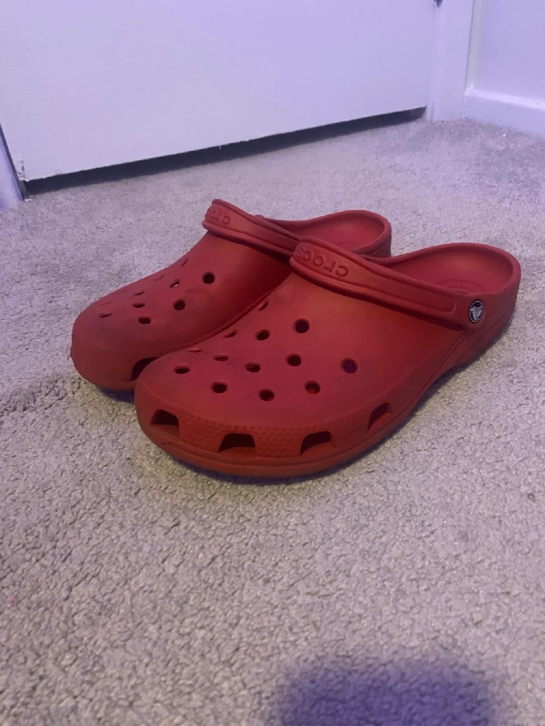 Red Crocs thumbnail