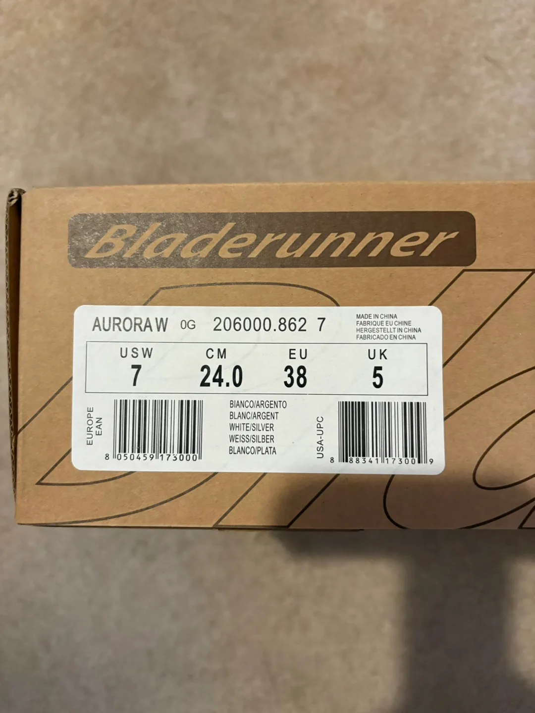 Bladerunner Aurora Ice Skates - US Women's Size 7 image indicator(4)