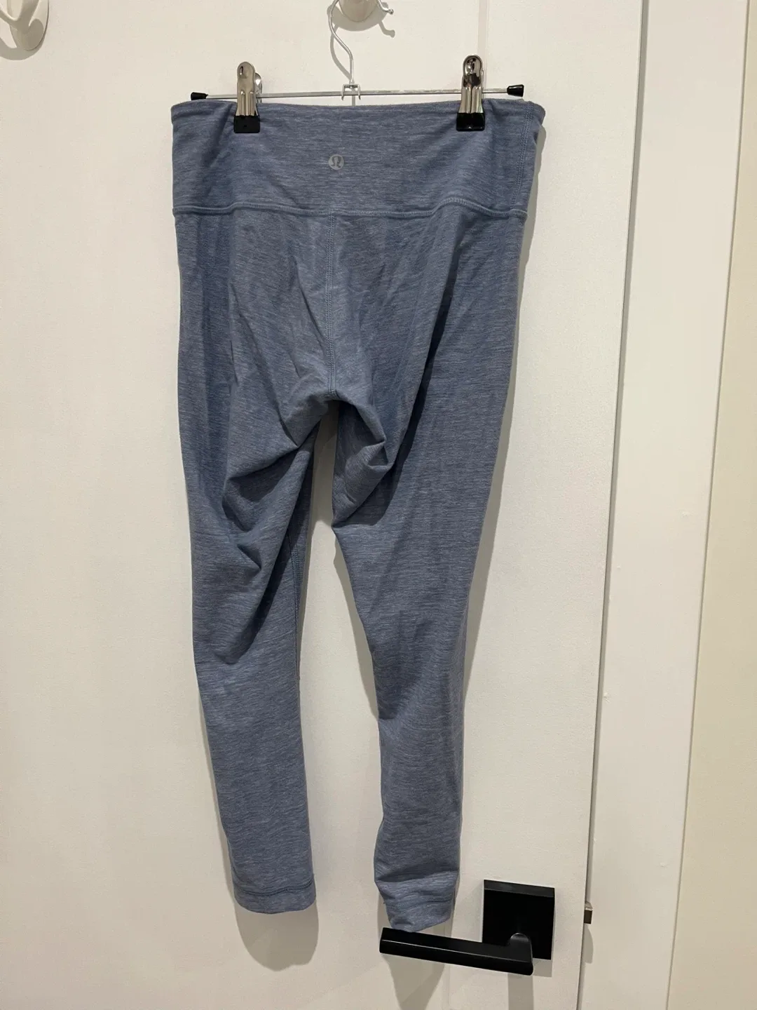 Lululemon Cropped Legging Pants Size 4 image indicator(2)