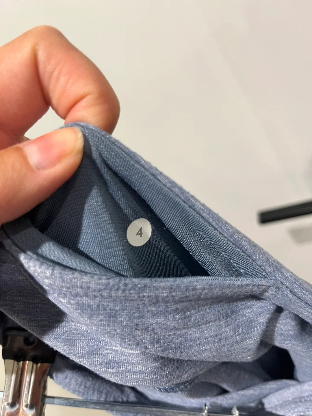 Lululemon Cropped Legging Pants Size 4 image indicator(4)