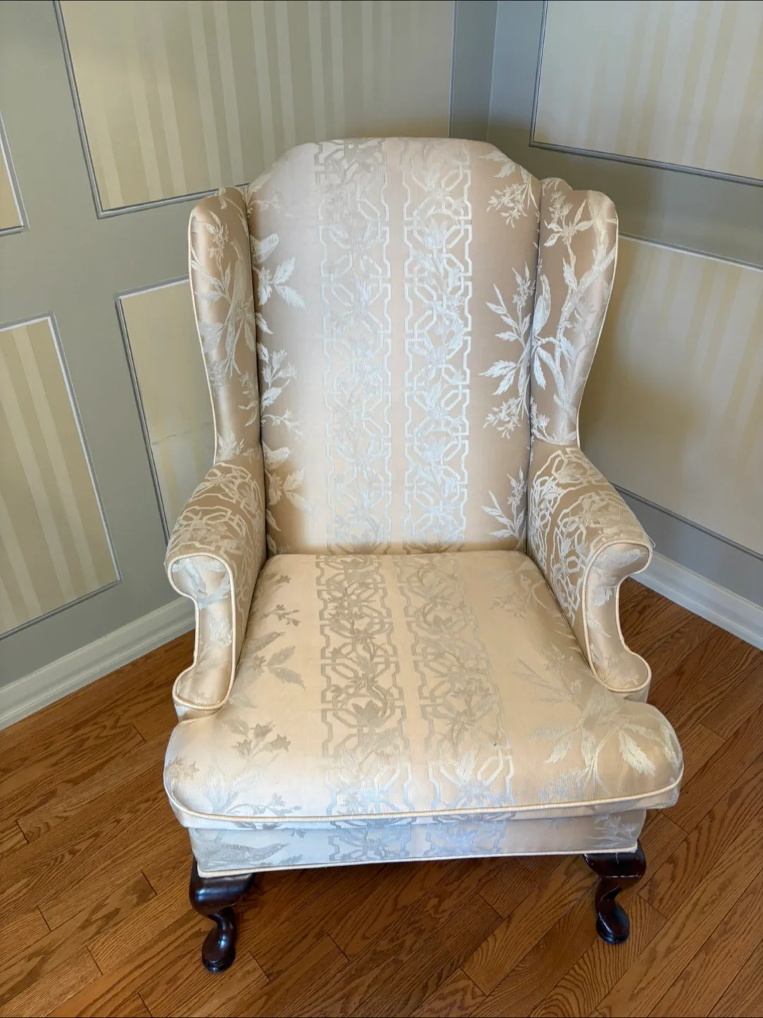 Solid wood arm chair thumbnail