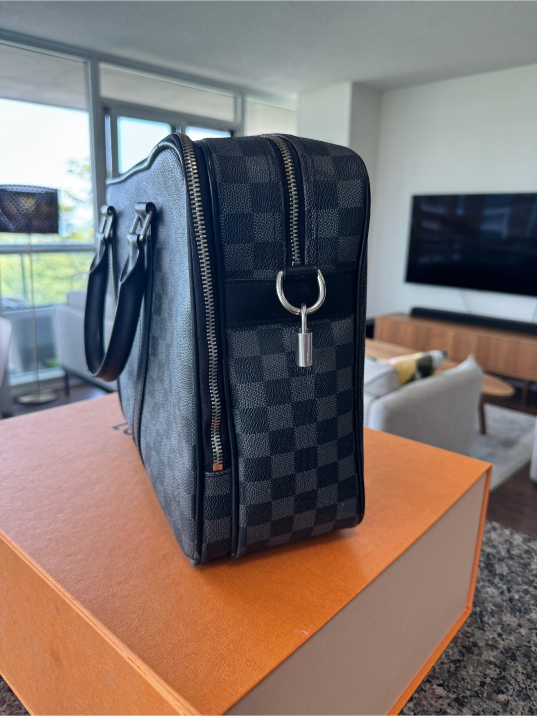 Louis Vuitton Damier Graphite Business Bag - photo 3