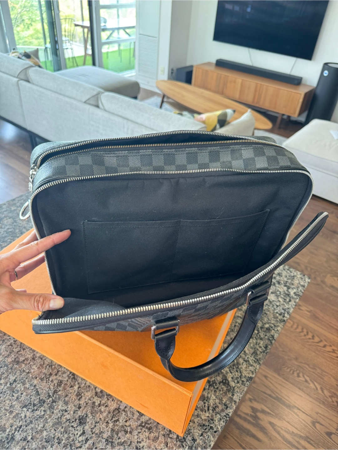 Louis Vuitton Damier Graphite Business Bag - photo 4