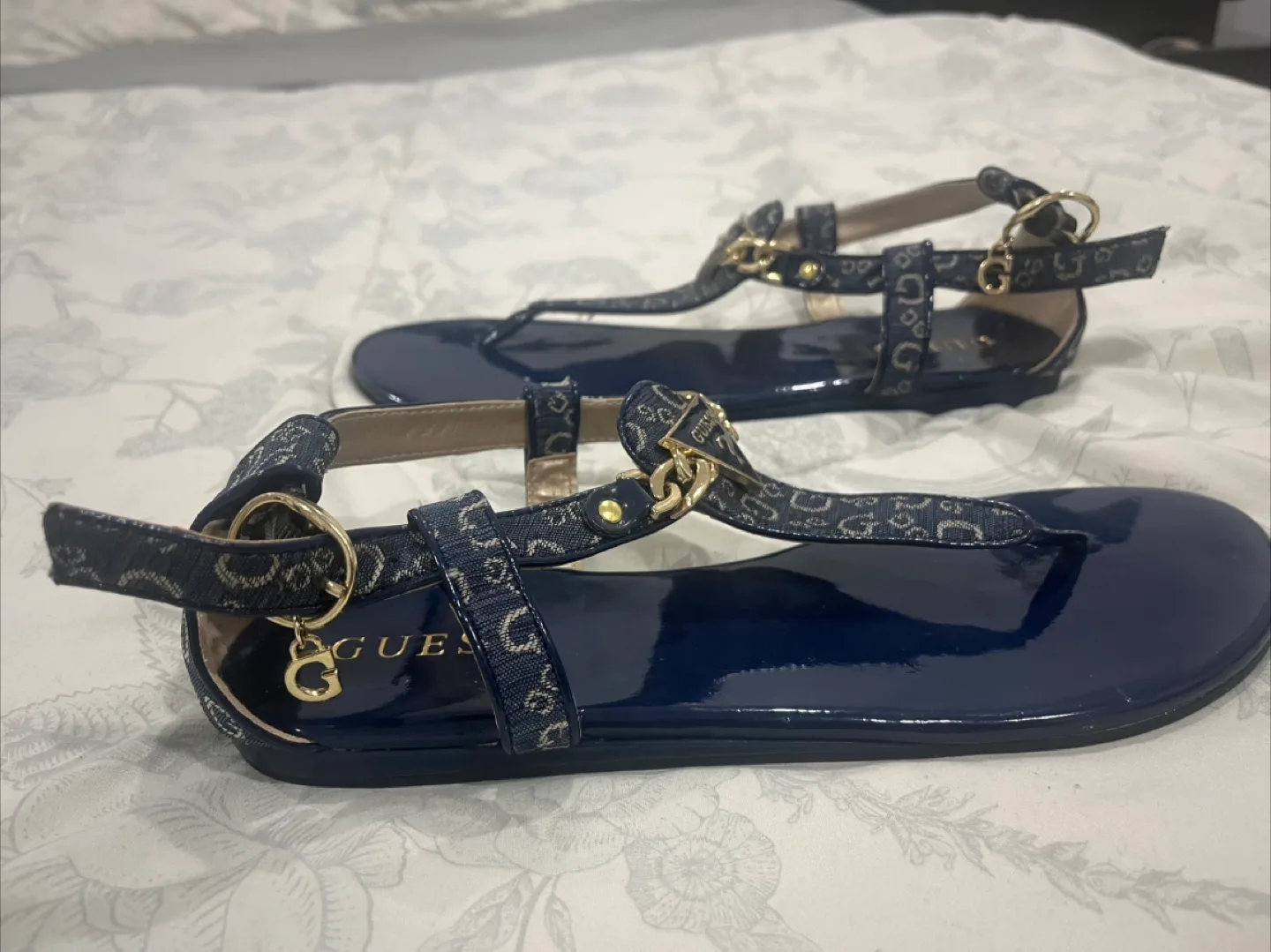 Guess Navy Thong Sandals, Size 9 image indicator(3)