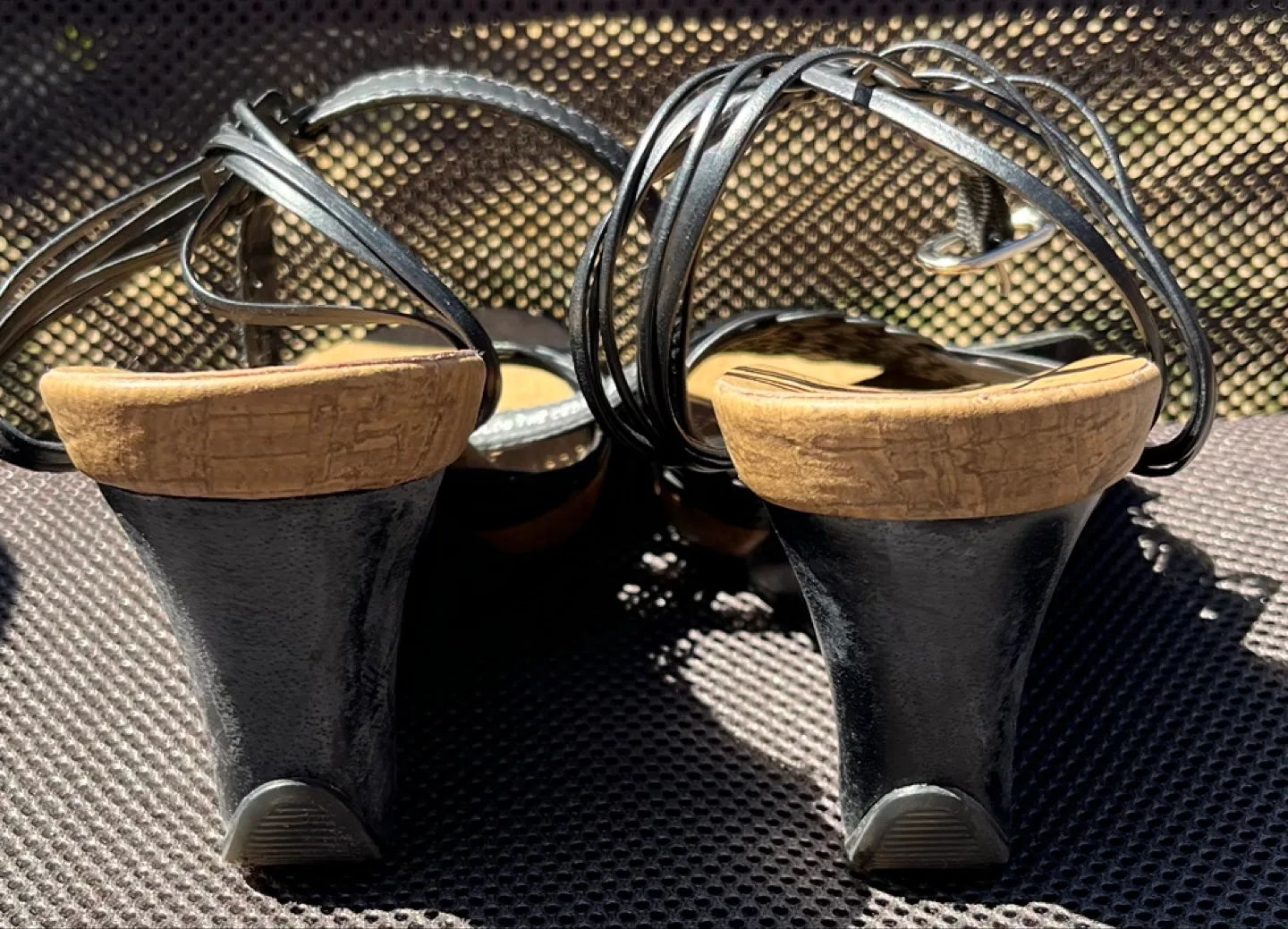 Women’s Kenneth Cole Reaction Wedge Shoes image indicator(7)