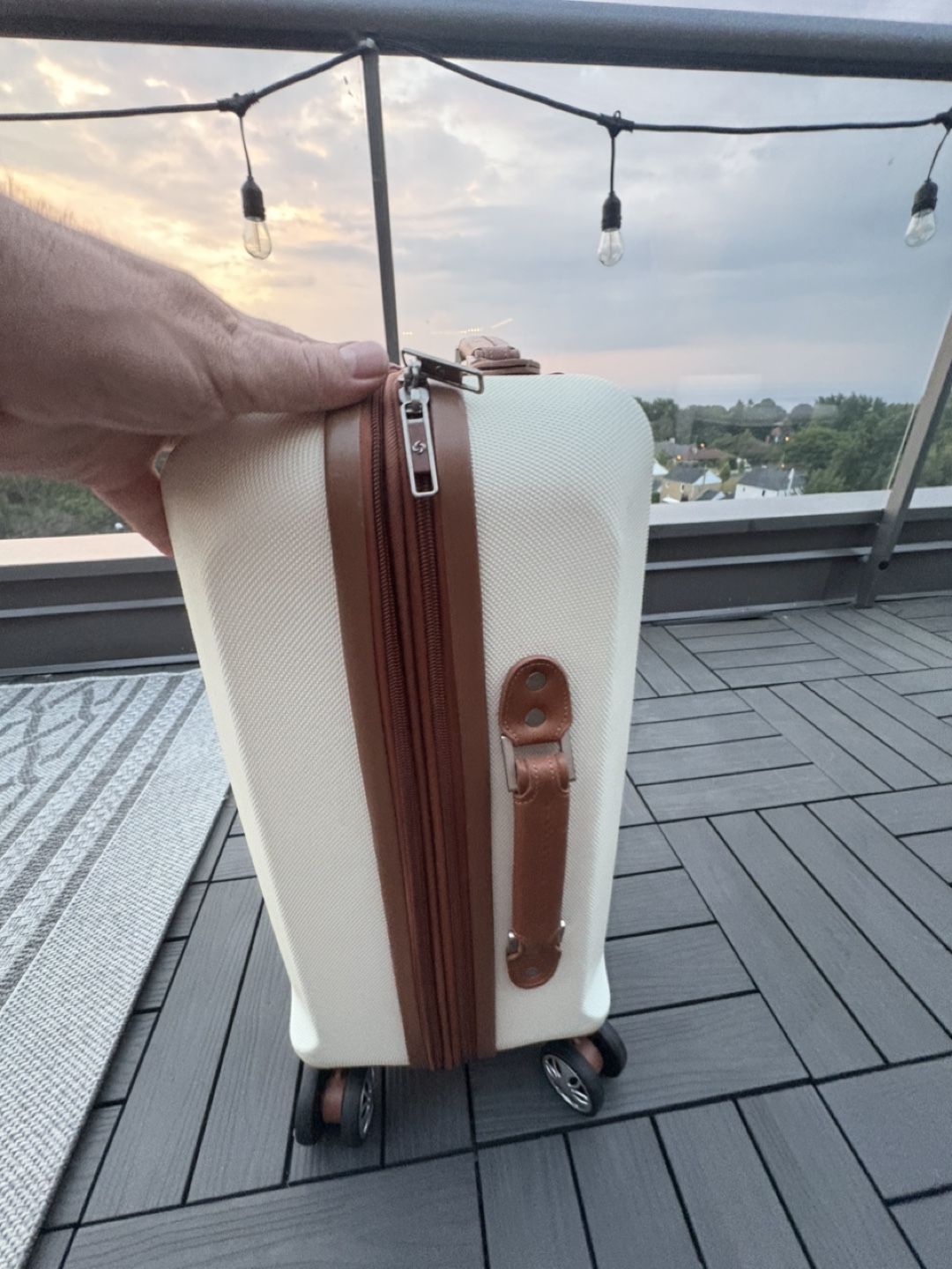 Samsonite Cream & Brown Carry-On Suitcase - photo 3