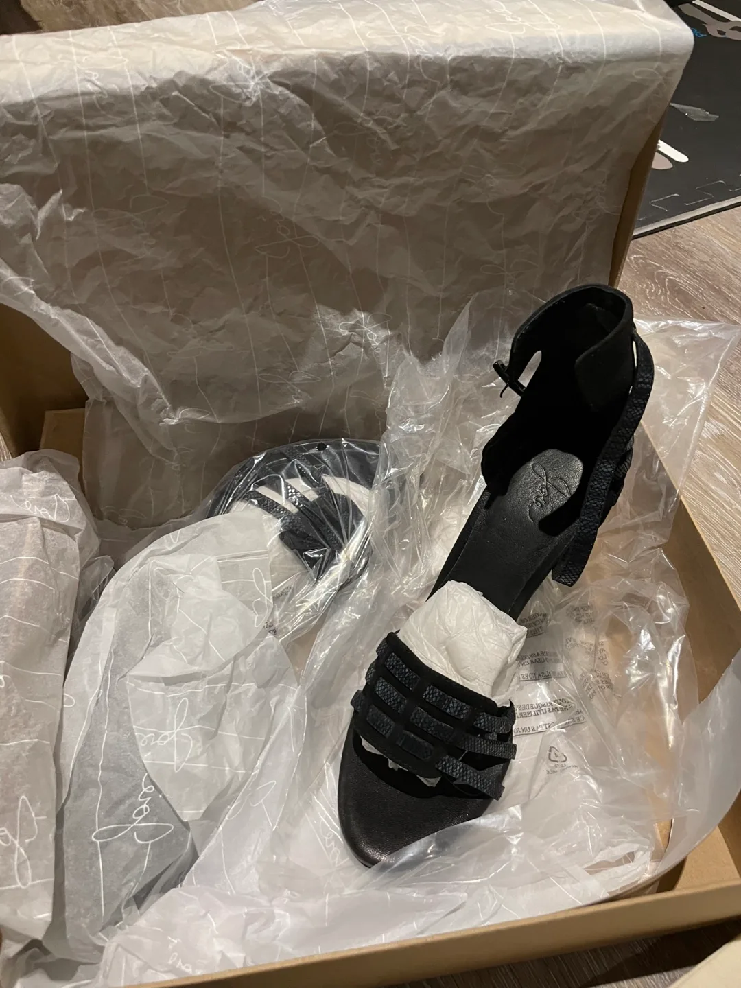 Jessica Simpson Black Heels, Size 6 thumbnail
