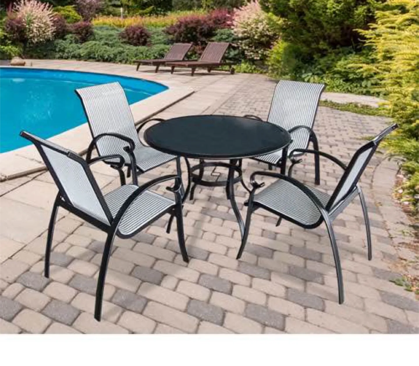 Outdoor Patio Table & Chairs Set thumbnail