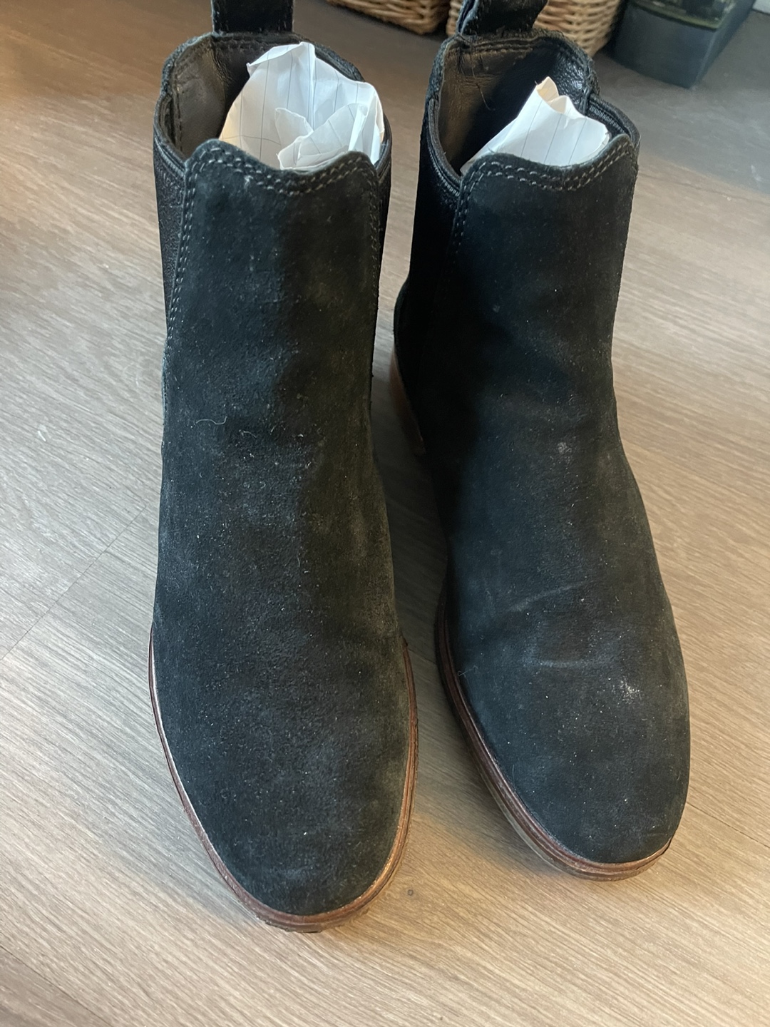 Clarks Black Suede Chelsea Boots - photo 5