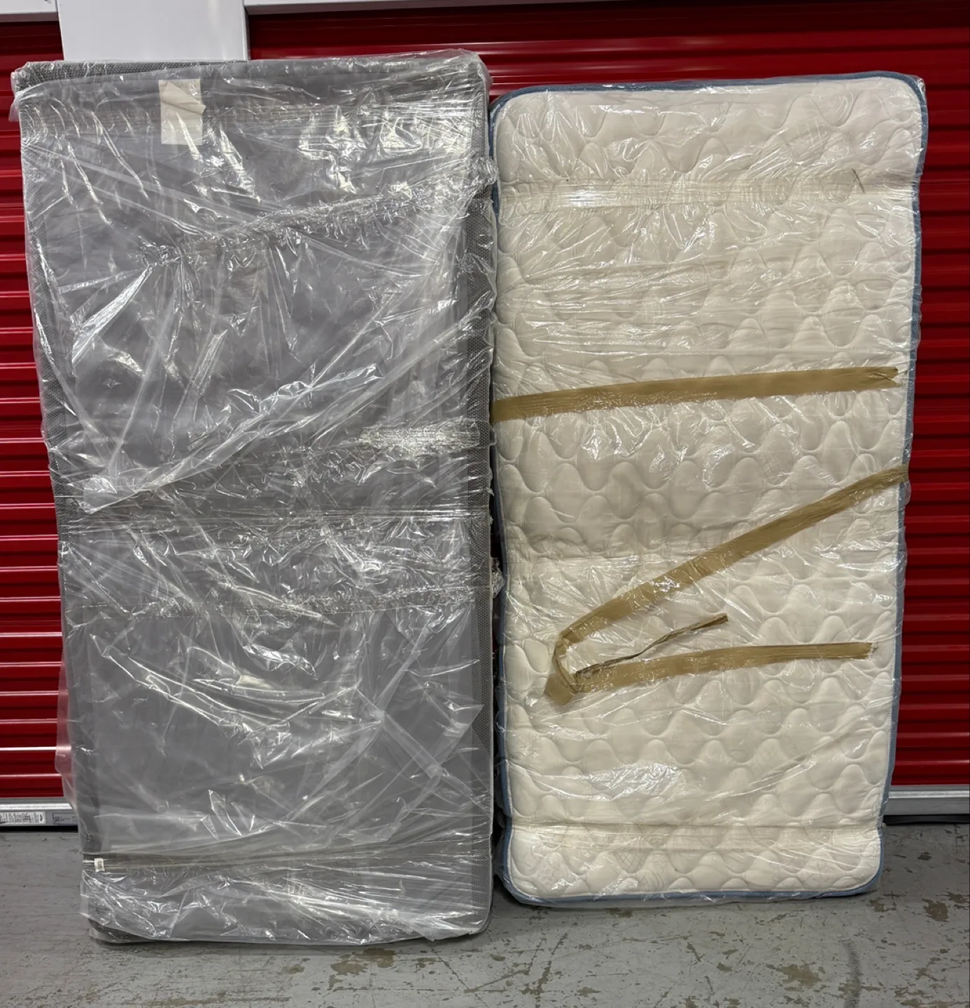 Over Sized Twin 4 Piece Bedroom Set image indicator(2)