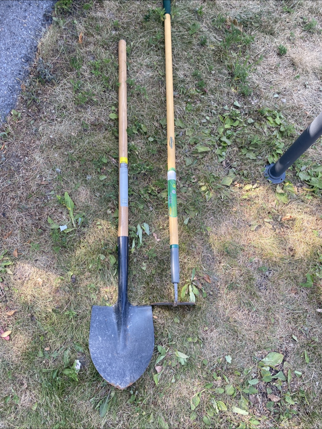 Workforce Round Point Shovel & Yardworks Garden Hoe