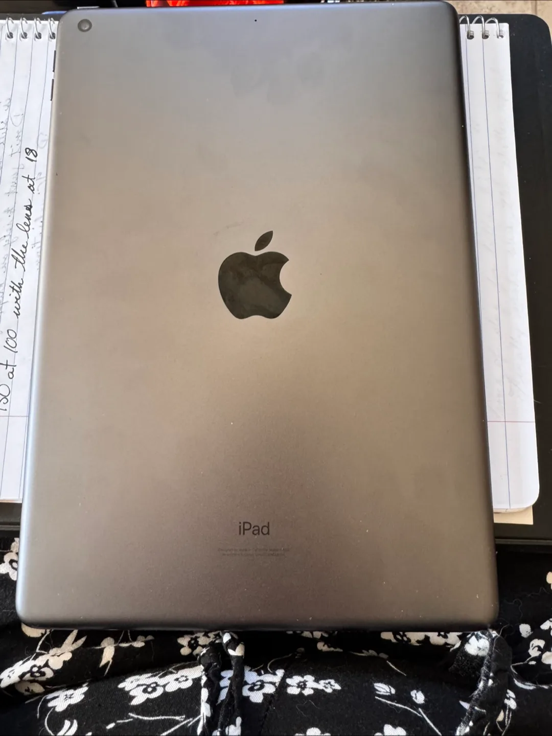 Apple iPad (9th generation) 64GB image indicator(3)