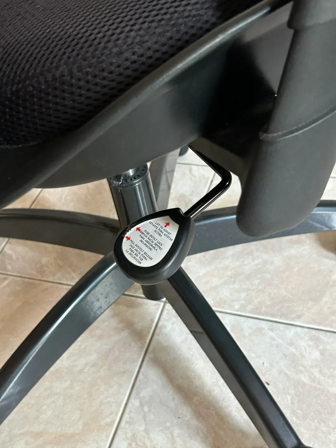 Black Mesh Office Chair image indicator(3)