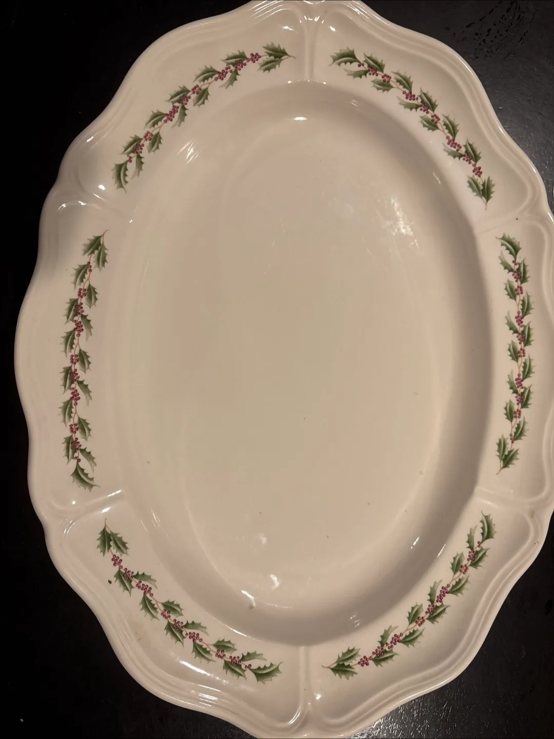 Vintage Oval Serving Platter with Holly Design thumbnail