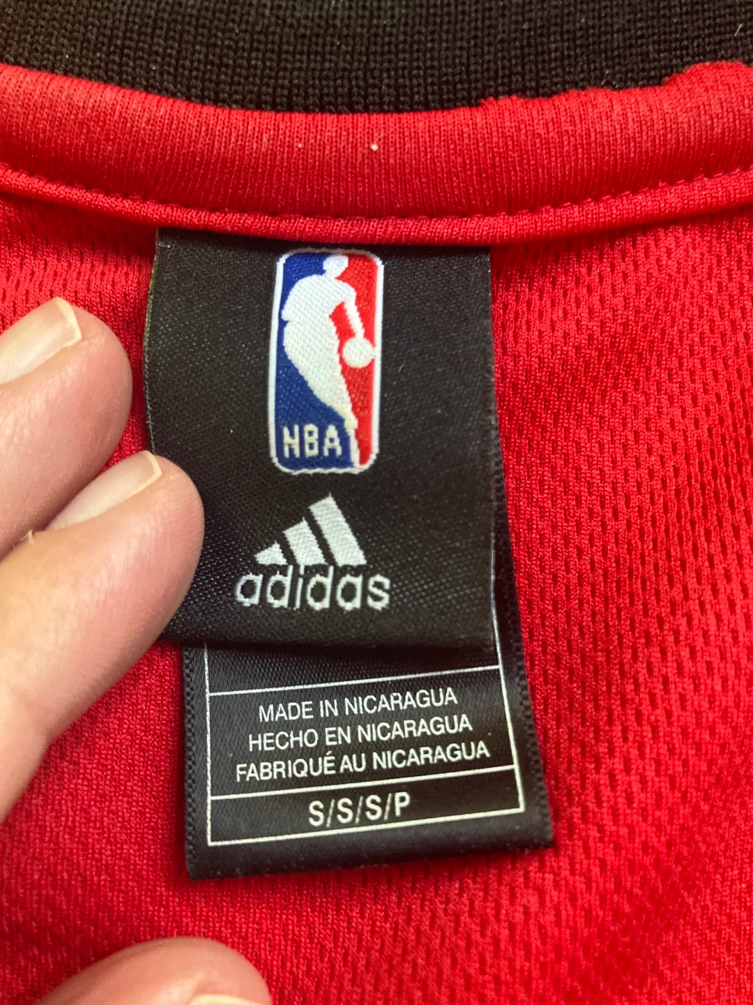 Ladies Raptors jersey image indicator(3)