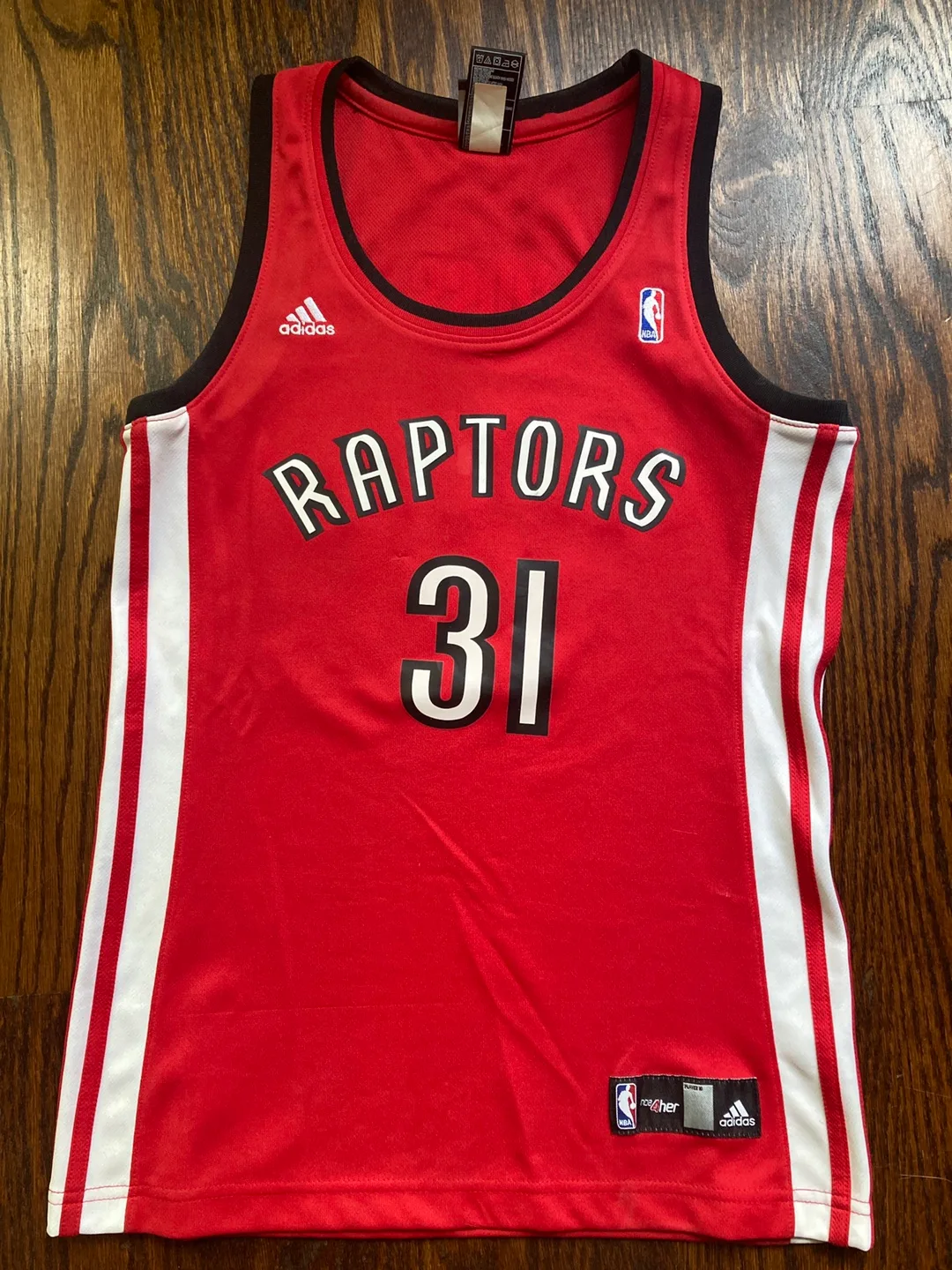 Ladies Raptors jersey thumbnail