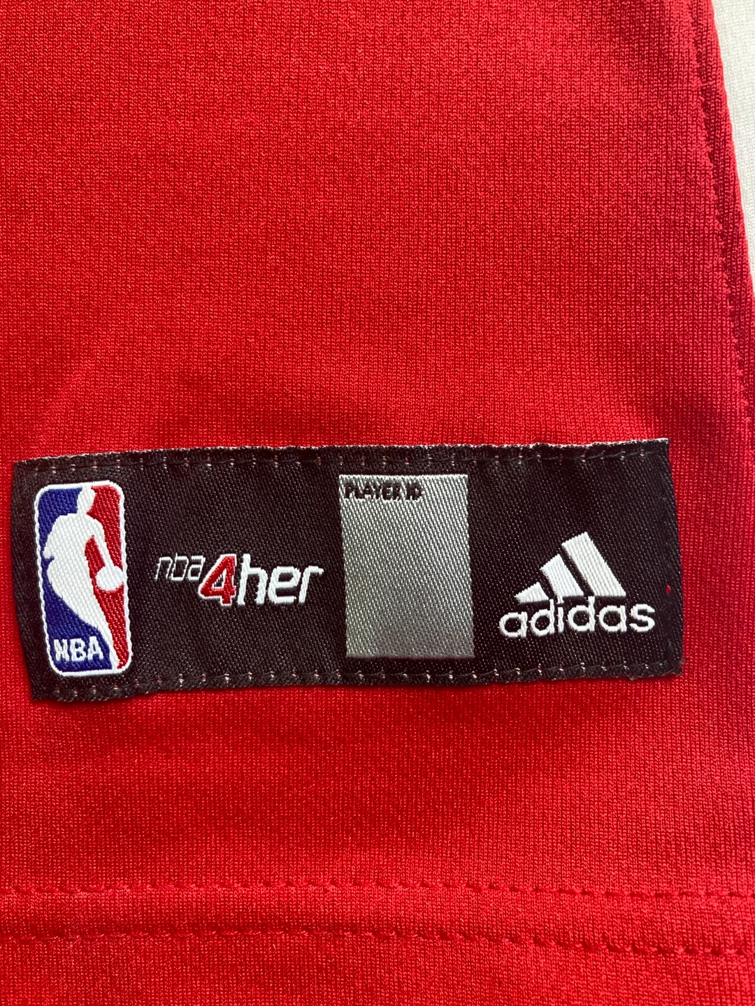 Ladies Raptors jersey image indicator(4)