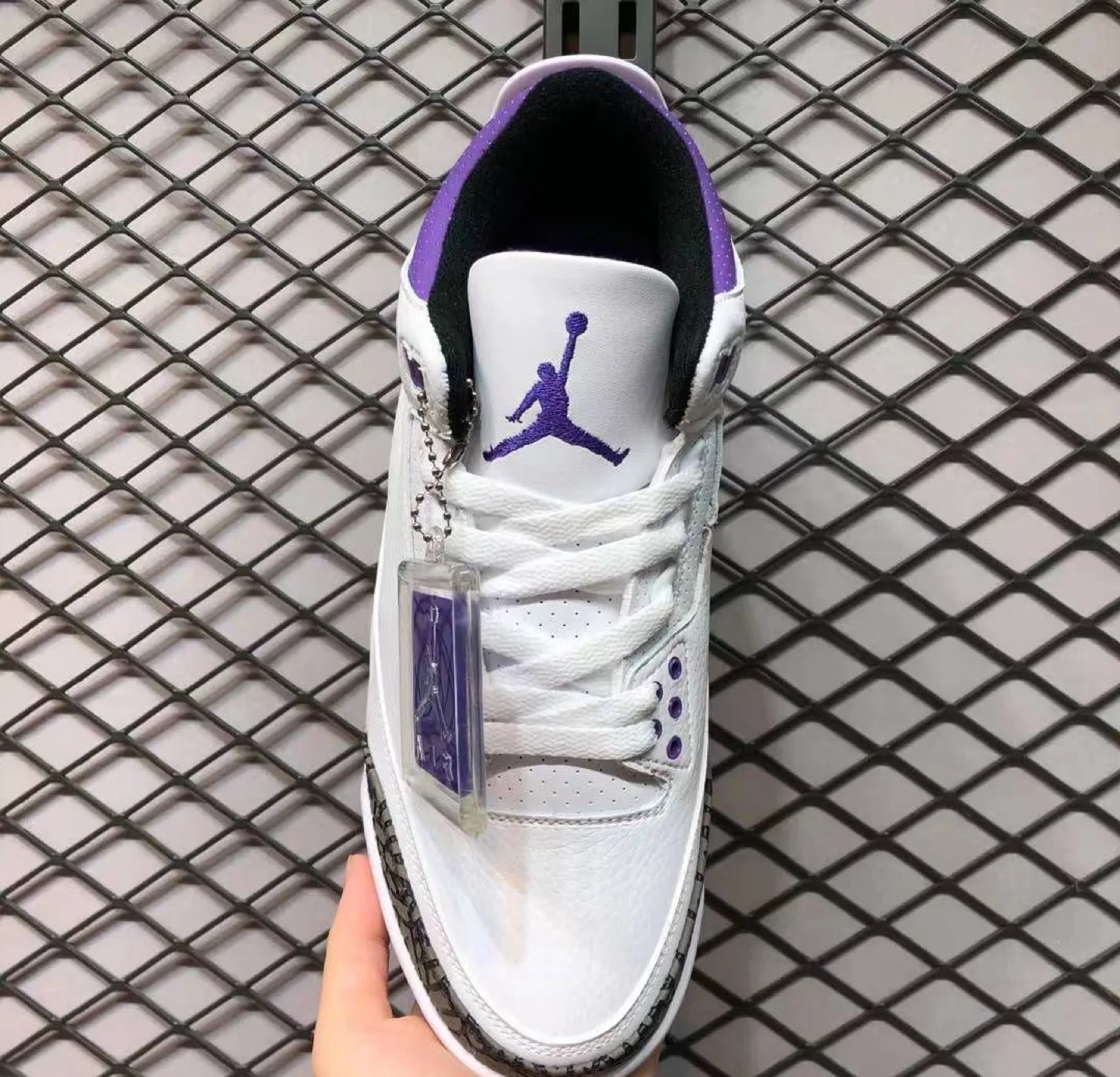 Air Jordan 3 Retro 'Dark Iris' White (Men's 9) image indicator(3)