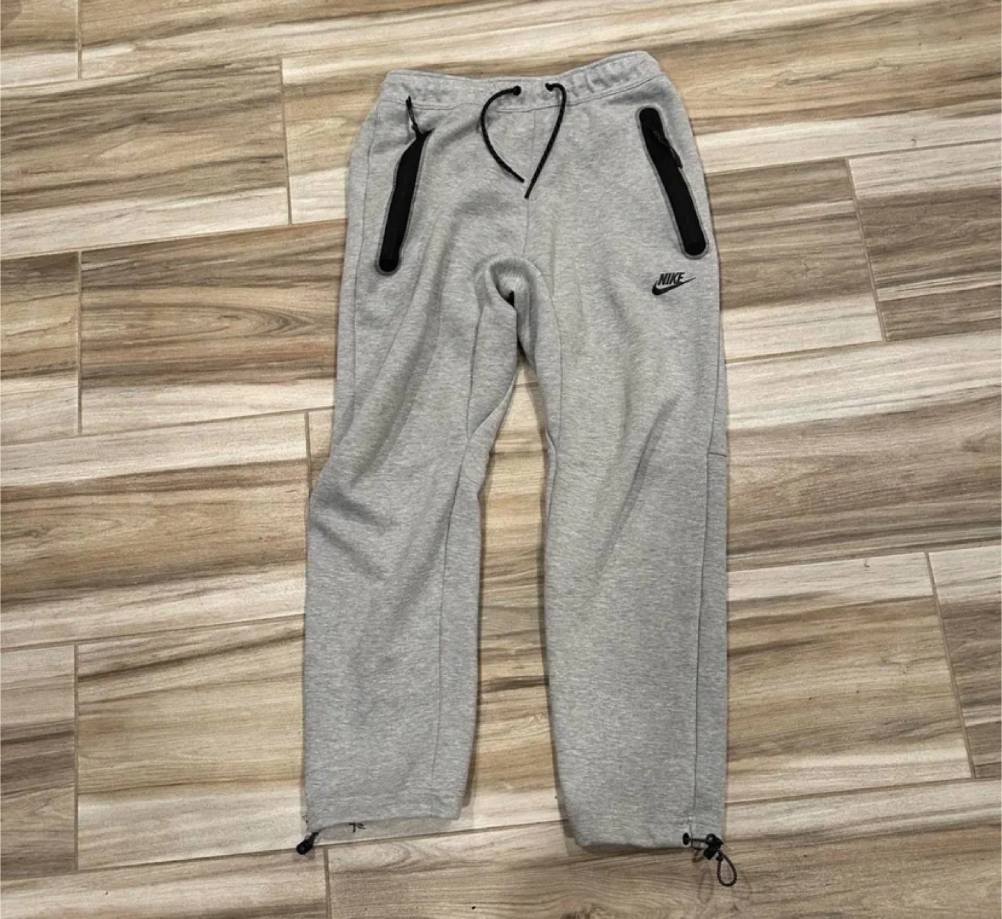 Nike Tech Fleece Joggers Gray/Black Zipper Pockets – All Sizes thumbnail