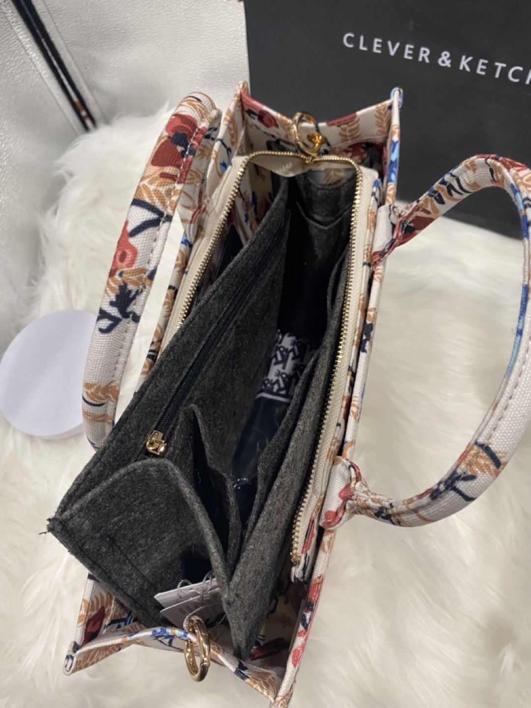 Clever & Ketch Floral Tote Bag - photo 4