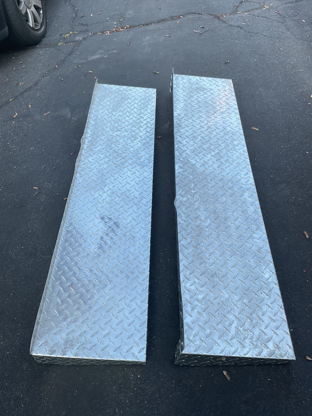 DIAMOND LIFE STAINLESS STEEL WALL HANGING SHELVES - photo 2