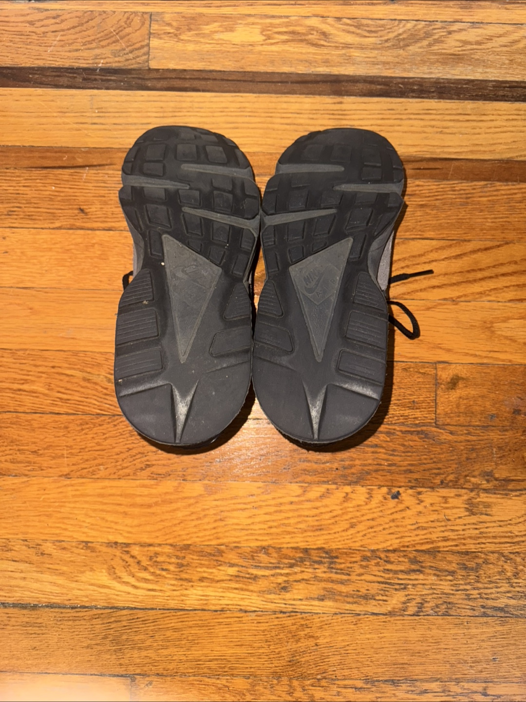 Nike Air Huarache Shoes - photo 4