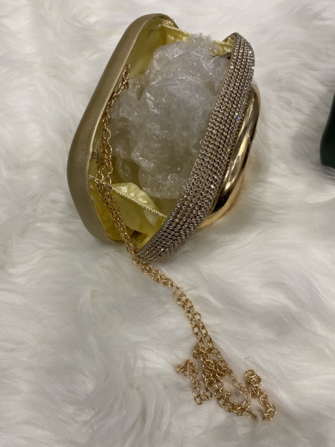 Clutch with Chain