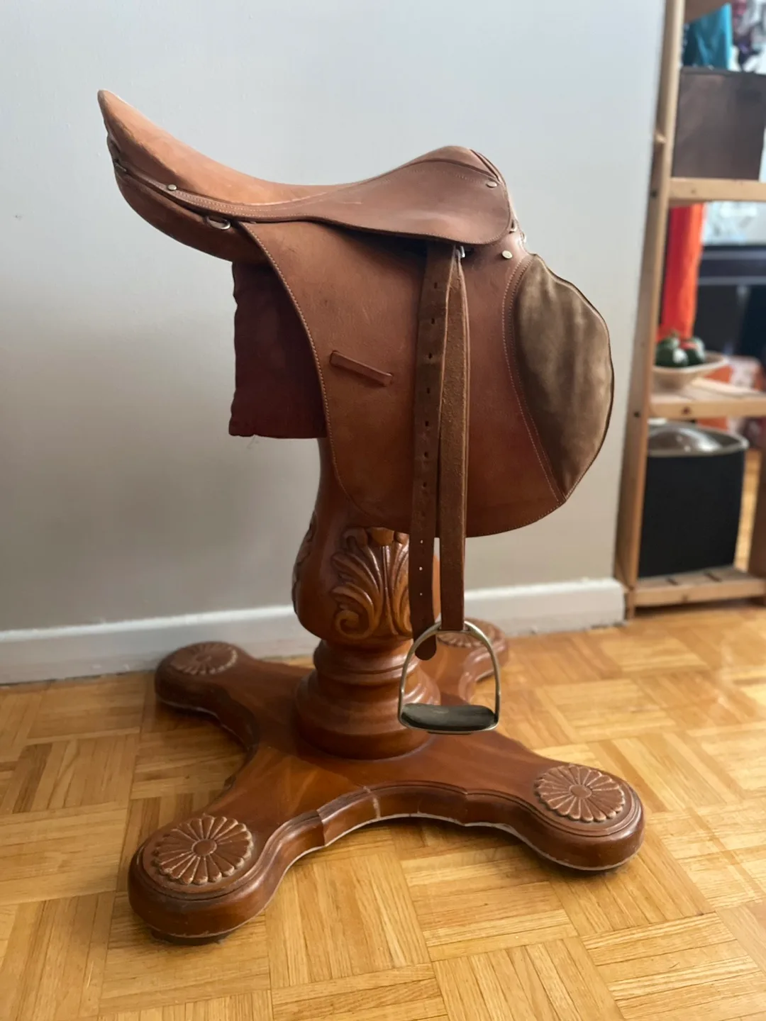 English Equestrian Saddle - Made in Argentina image indicator(2)