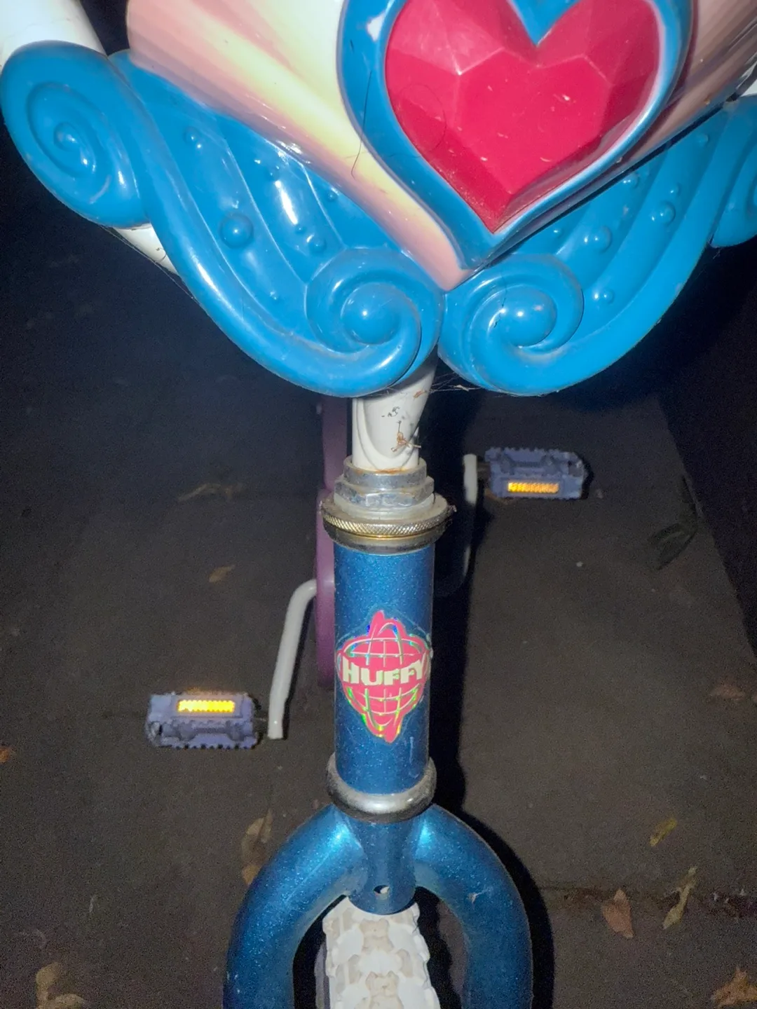 Huffy 15” Disney Little Mermaid Bike image indicator(3)