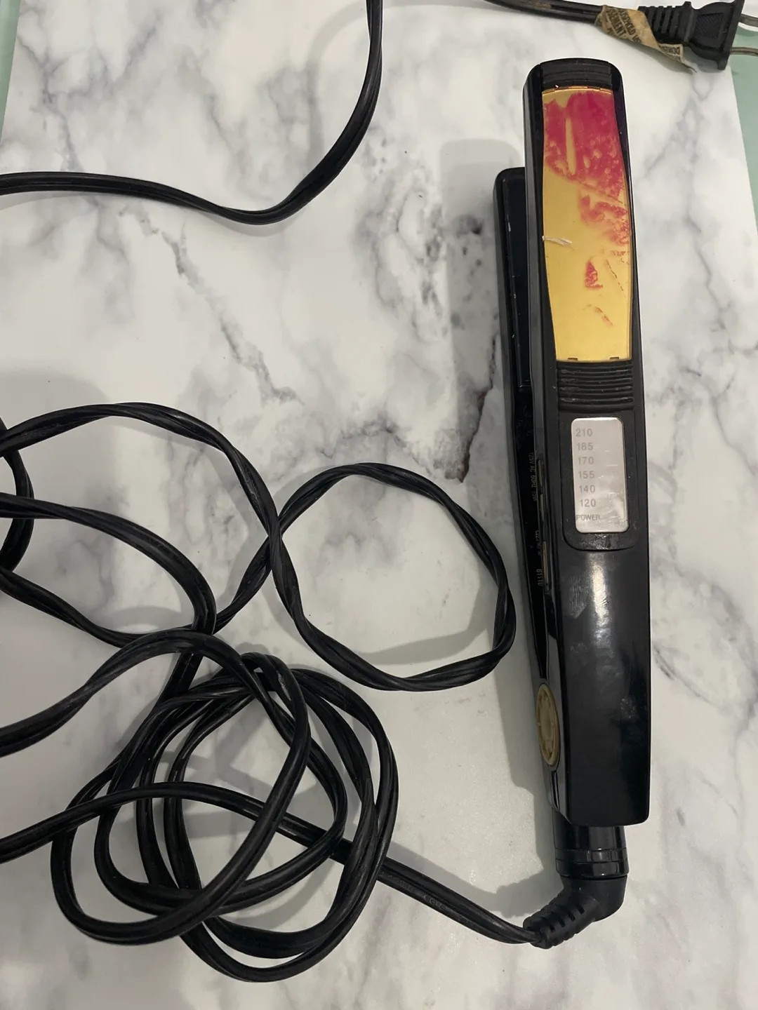 Hair Straightener thumbnail