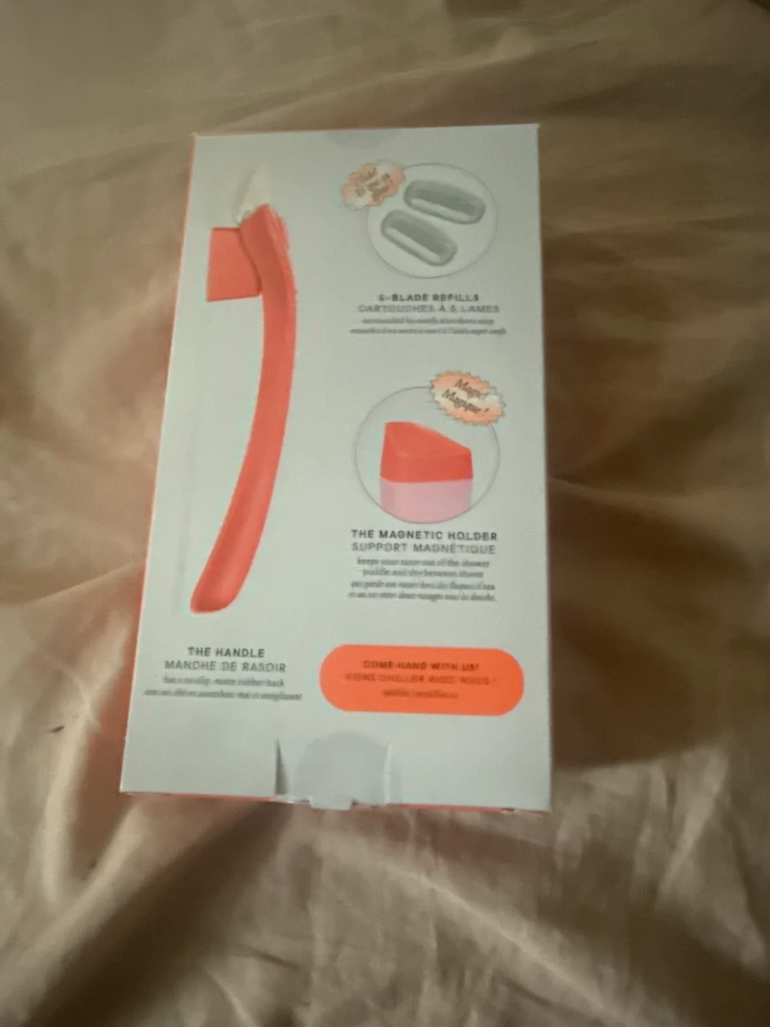 Billie Starter Kit - Razor Handle, Refills, Holder - New image indicator(2)