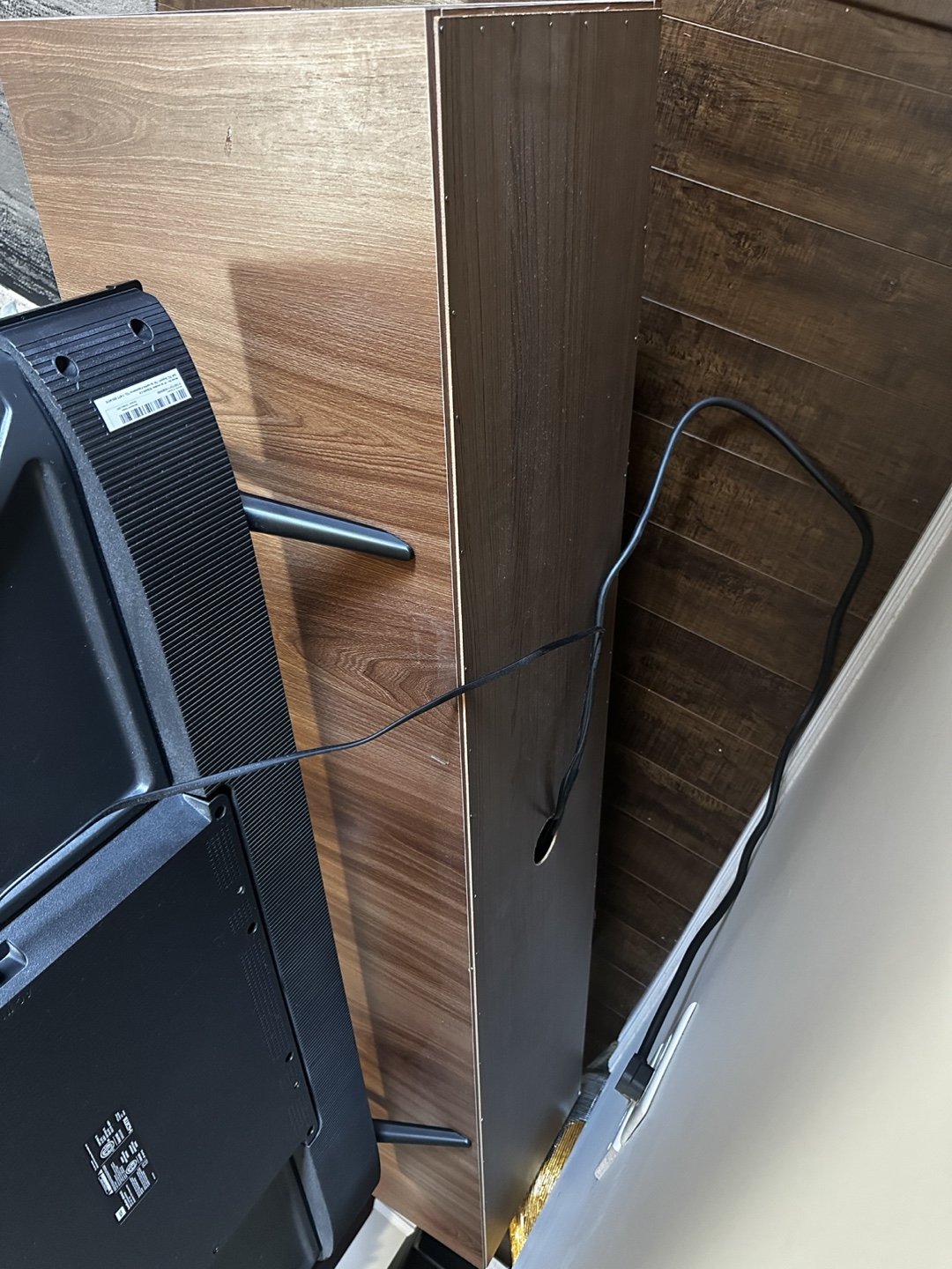 Wood TV Stand - photo 3