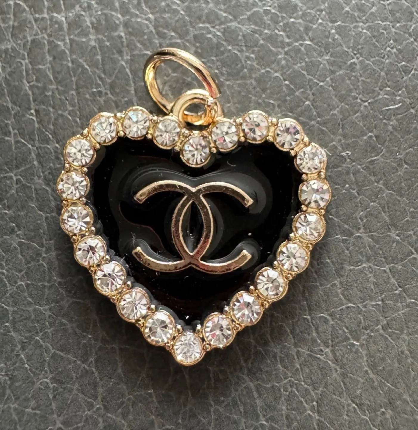 Chanel Heart Charm Pendant thumbnail