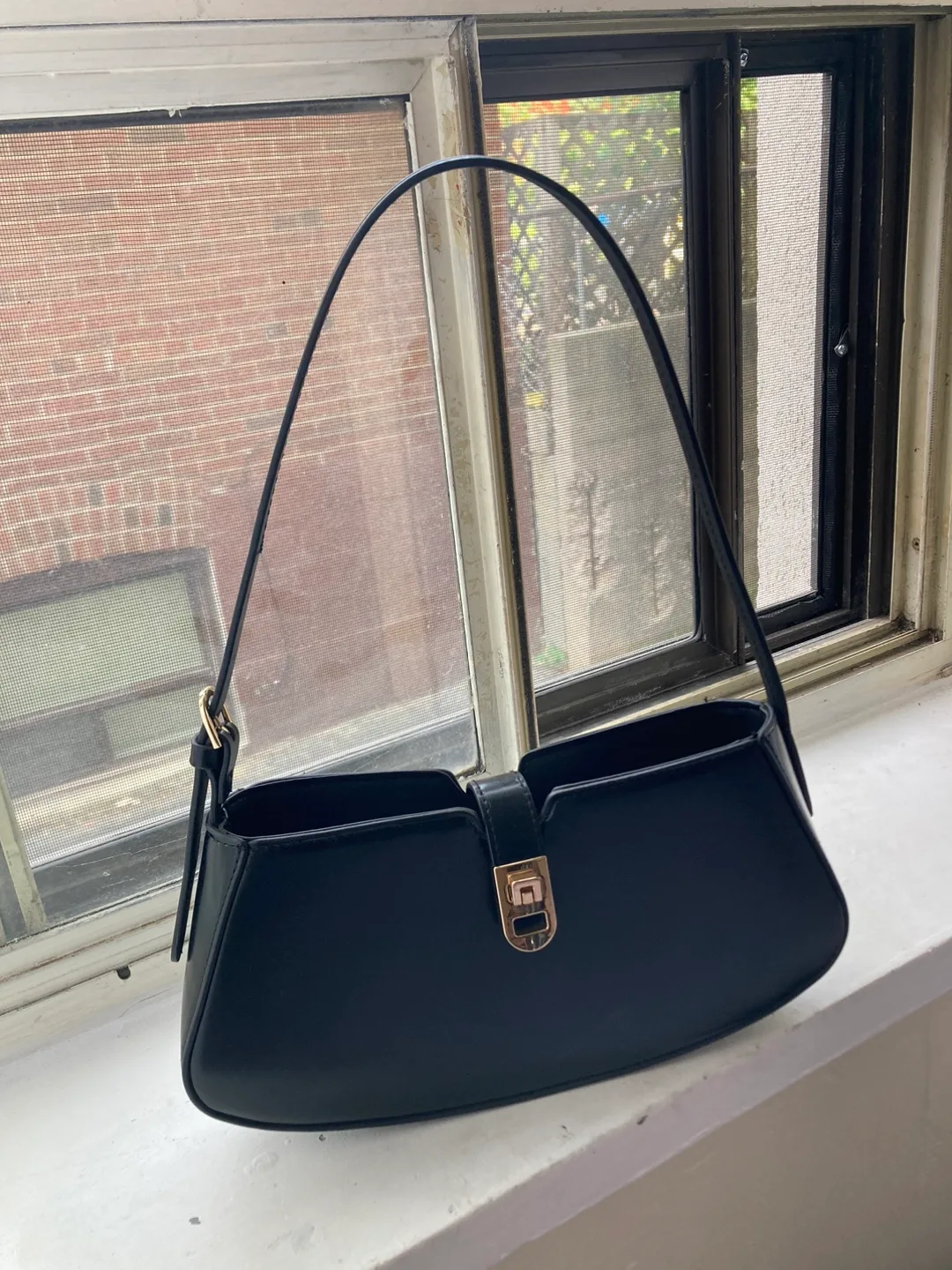 Black Shoulder Bag thumbnail