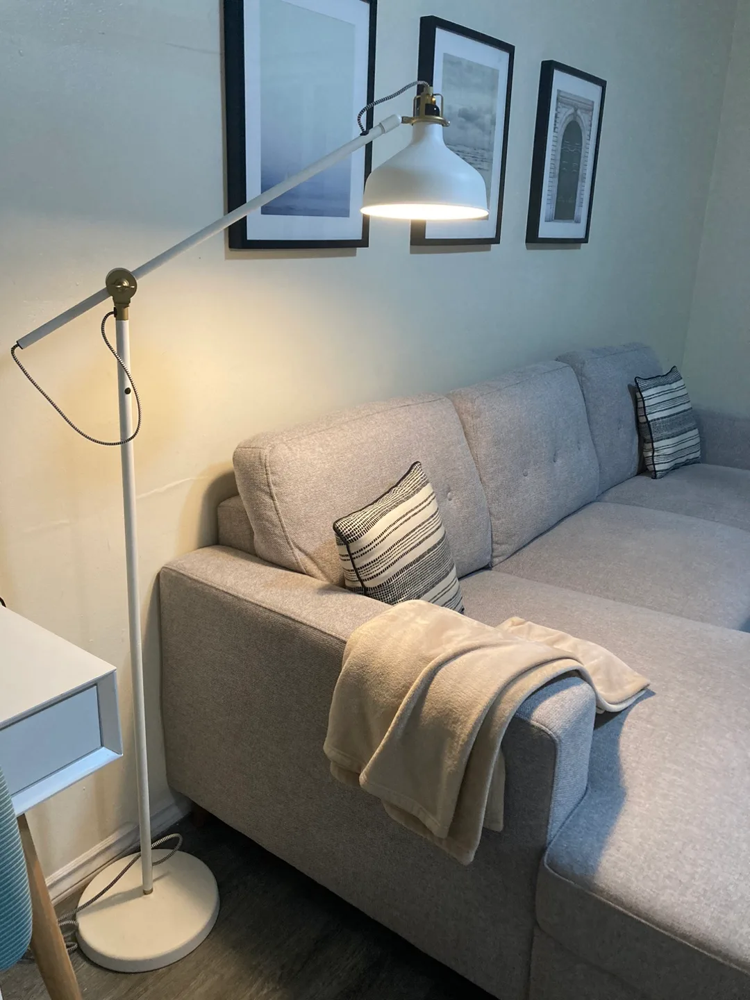 IKEA ARÖD White Floor Lamp thumbnail