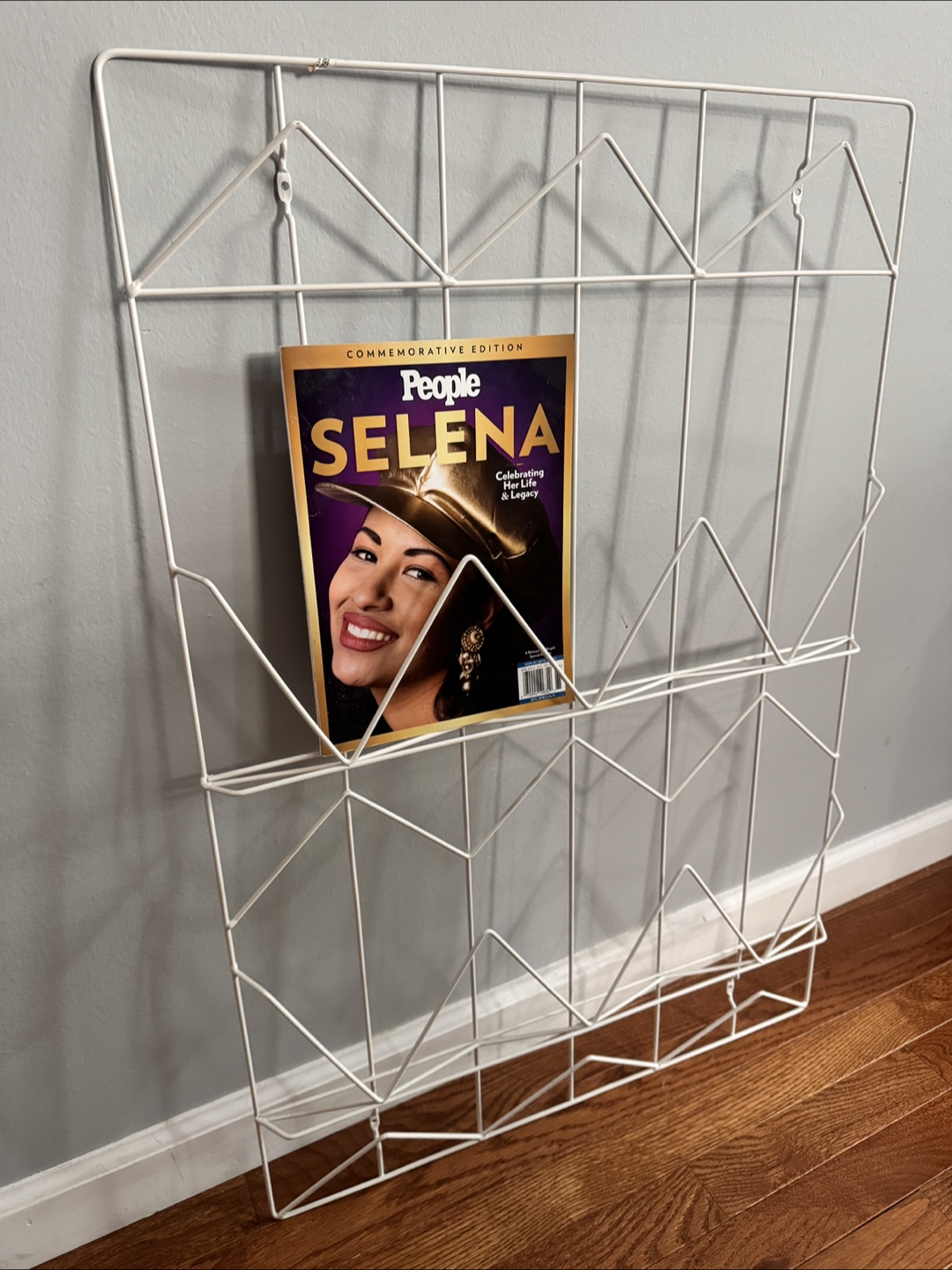 Magazine rack